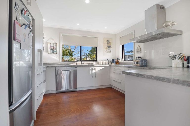 Photo of property in 35 Benner Drive, Ngatea, 3503