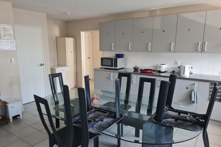 Photo of property in 15 Kyle Street, Riccarton, Christchurch, 8011