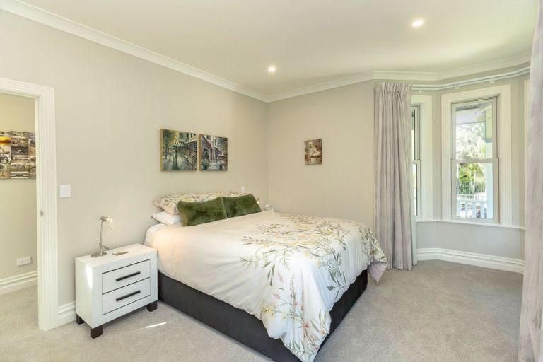 Photo of property in 104 Kuratawhiti Street, Greytown, 5794
