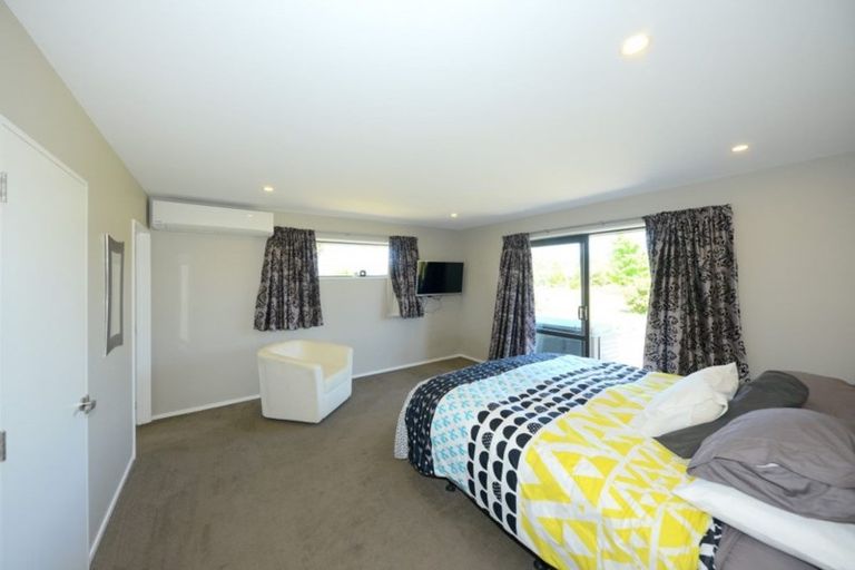 Photo of property in 2 Jacks Drive, West Melton, 7618