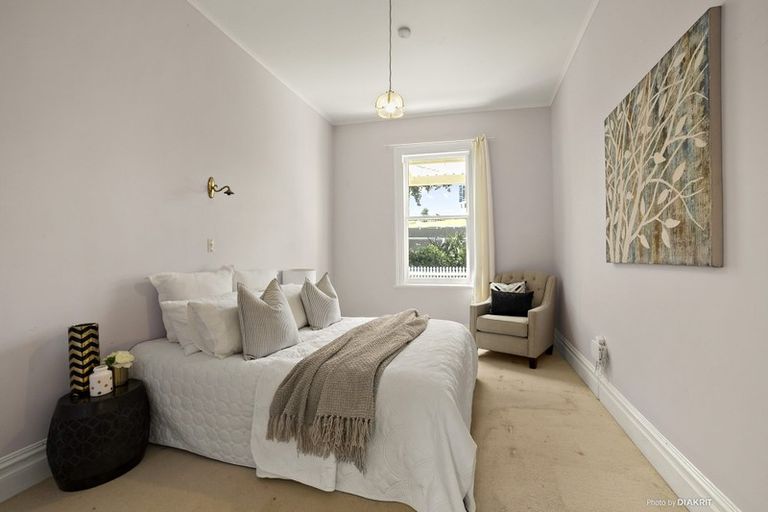 Photo of property in 164 Clyde Street, Island Bay, Wellington, 6023