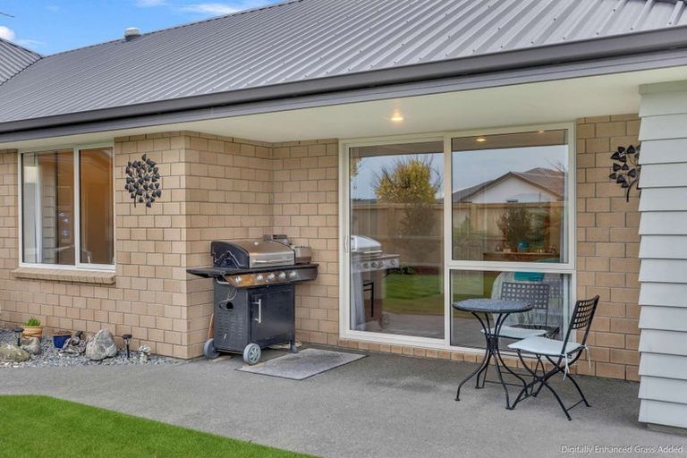 Photo of property in 15 Sutherland Drive, Kaiapoi, 7630