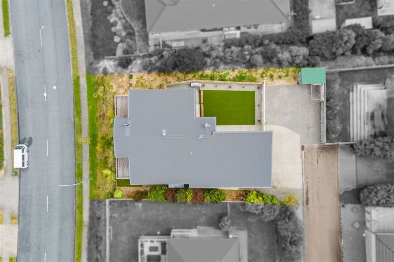 Photo of property in 15 James Nairn Grove, Riverstone Terraces, Upper Hutt, 5018