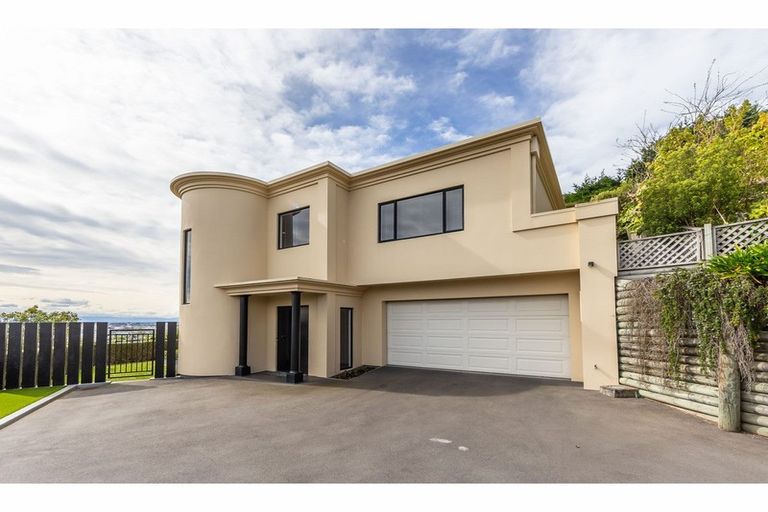 Photo of property in 11b Lookaway Place, Huntsbury, Christchurch, 8022