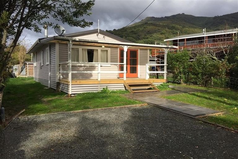 Photo of property in 7 Inglis Street, Havelock, 7100