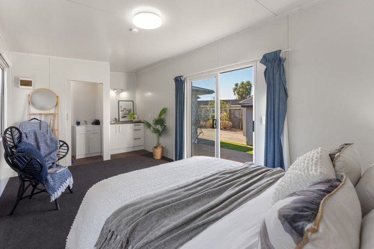 Photo of property in 16 Lemon Street, Otaki, 5512