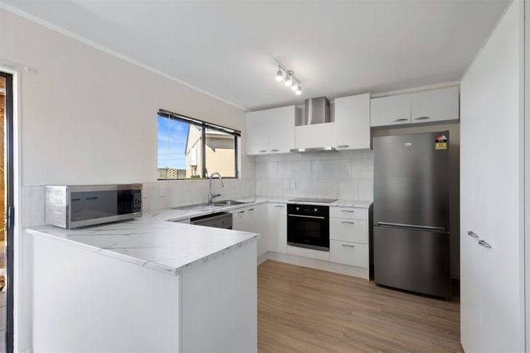 Photo of property in 18 Whenuariri Place, Maketu, Te Puke, 3189