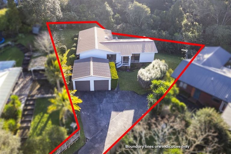 Photo of property in 14 Chardon Place, Henderson, Auckland, 0612