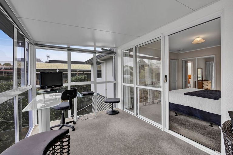Photo of property in 54 Karina Road, Merrilands, New Plymouth, 4312