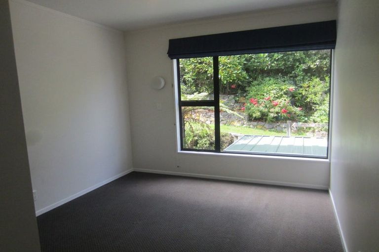 Photo of property in 99 Woodman Drive, Tawa, Wellington, 5028