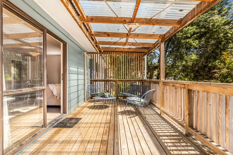 Photo of property in 7 Panzic Place, Glen Eden, Auckland, 0602