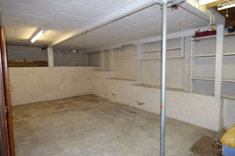 Photo of property in 10 Arrow Crescent, Holmes Hill, Oamaru, 9401