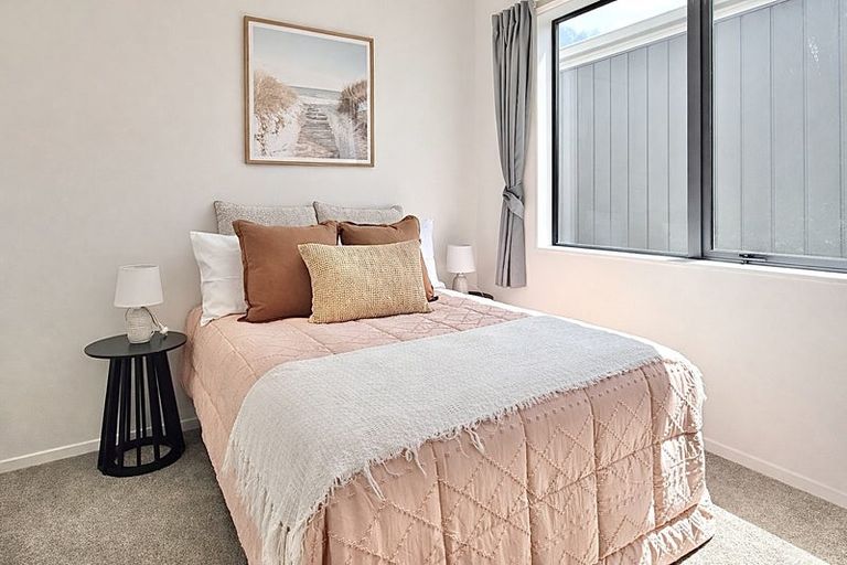 Photo of property in 6 Taukahiwi Road, Pukekohe, 2120