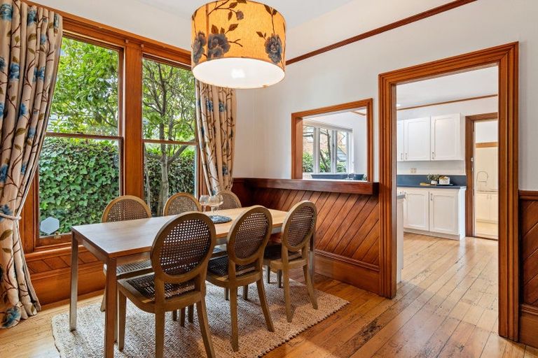 Photo of property in 42 Hawkesbury Avenue, St Albans, Christchurch, 8014