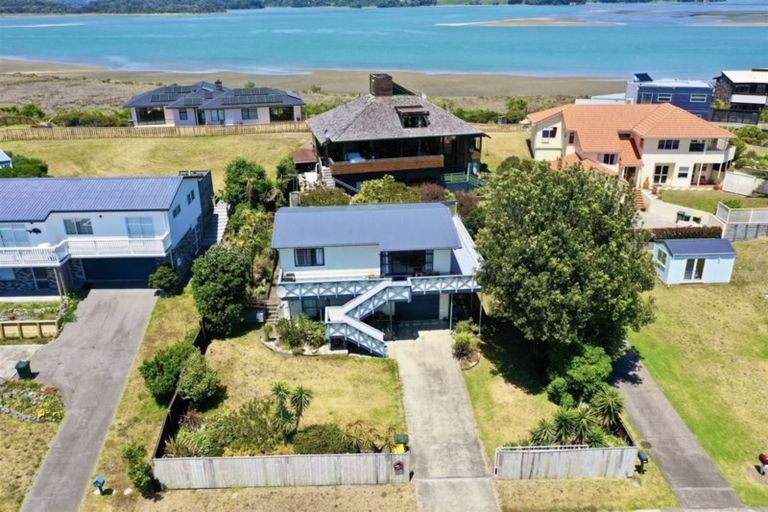 Photo of property in 414 Harbour Road, Ohope, 3121
