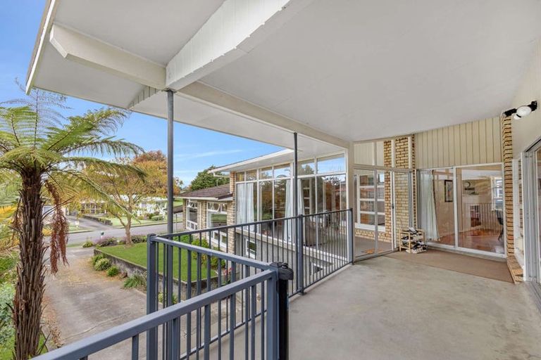 Photo of property in 17 Glen Street, Levin, 5510