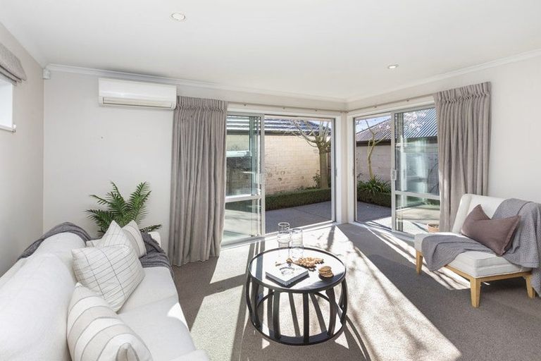 Photo of property in 14 Venerable Terrace, Yaldhurst, Christchurch, 8042