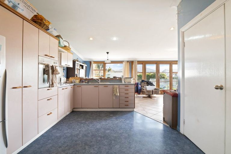 Photo of property in 42 Hargest Crescent, Saint Kilda, Dunedin, 9012