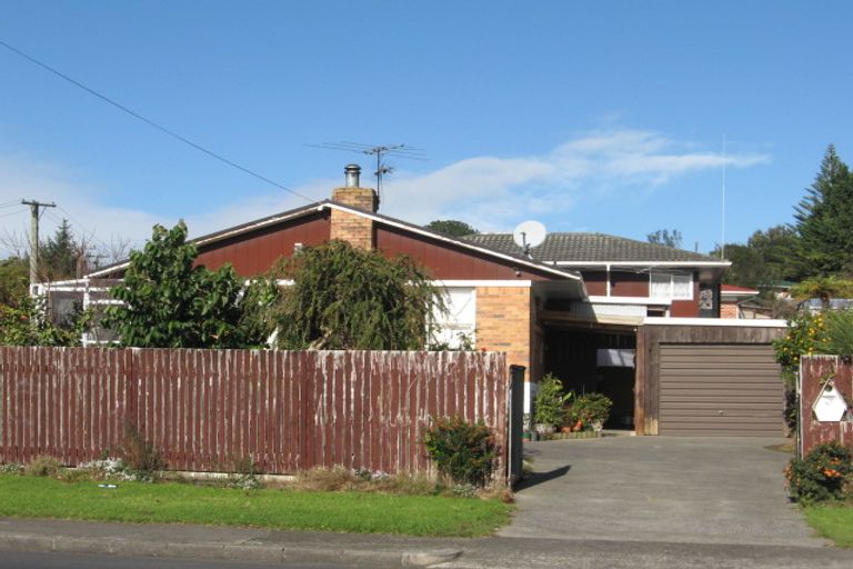 Photo of property in 2/51 Orams Road, Manurewa, Auckland, 2102