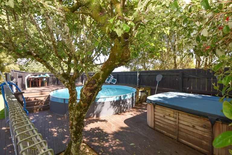 Photo of property in 90 Millars Road, Longbush, Carterton, 5792