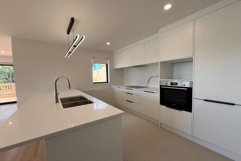 Photo of property in 6 Firth Road, Torbay, Auckland, 0630