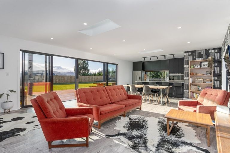 Photo of property in 25 Mill Grove, Clareville, Carterton, 5713