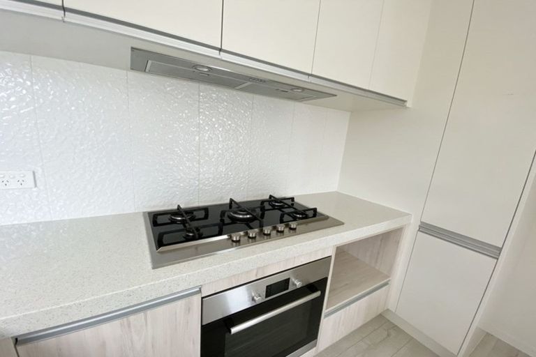 Photo of property in 75 Rosewell Crescent, Flat Bush, Auckland, 2019