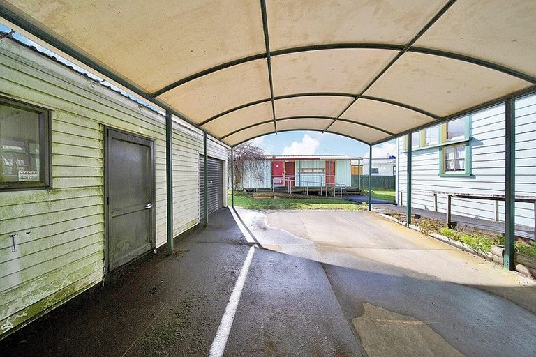 Photo of property in 105 High Street South, Eltham, 4322