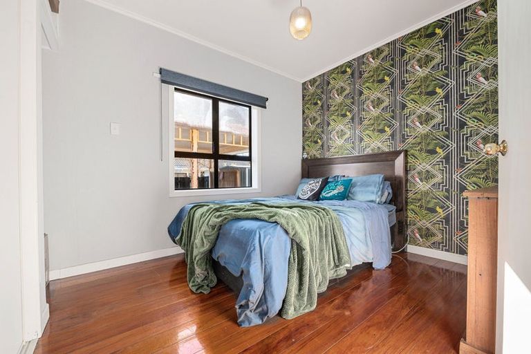 Photo of property in 28 Braid Road, St Andrews, Hamilton, 3200