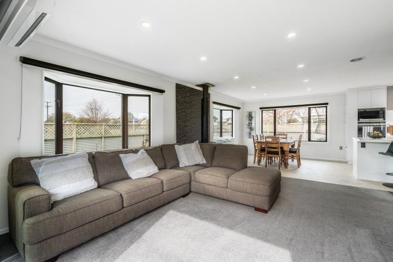 Photo of property in 226 Park Street, Winton, 9720