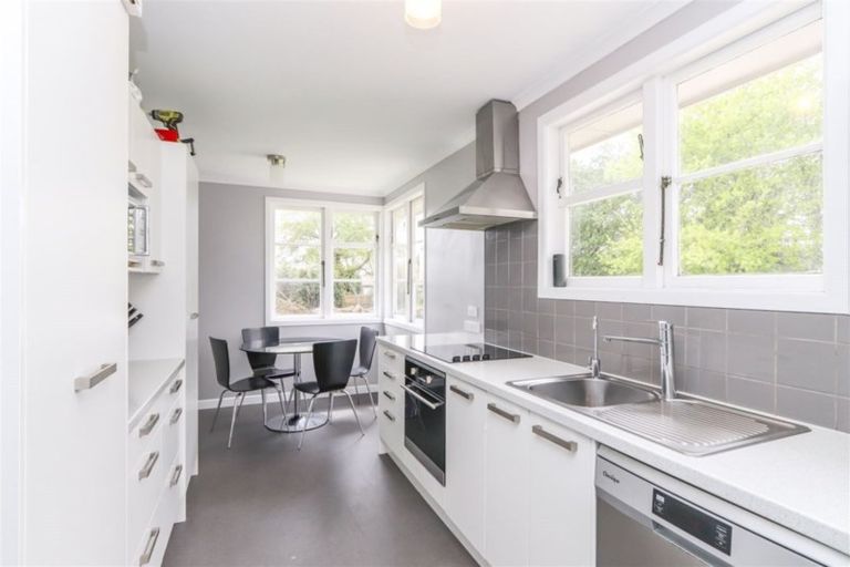 Photo of property in 9 Konini Street, Inglewood, 4330