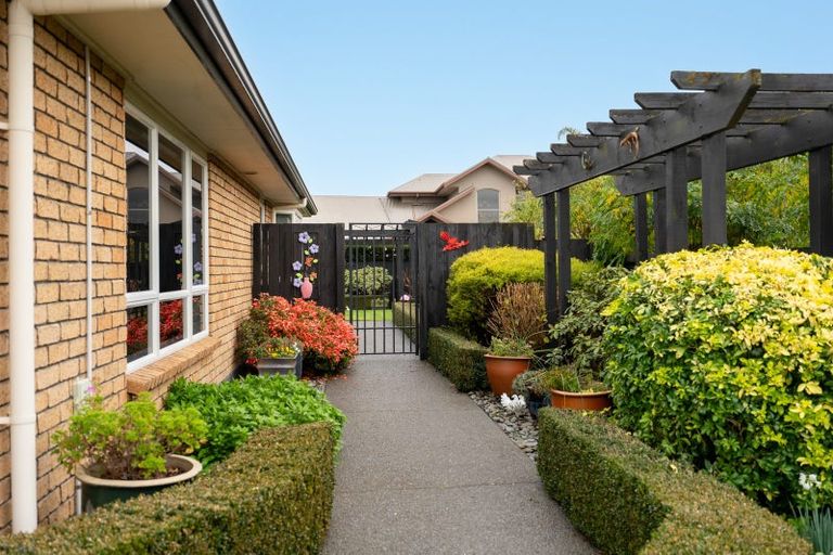 Photo of property in 7 Cooper Crescent, Cambridge, 3434