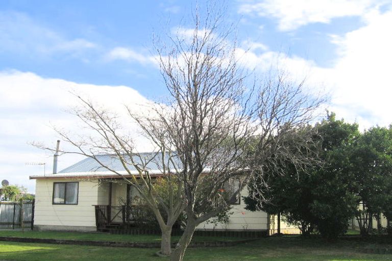 Photo of property in 24 Perry Crescent, Greenmeadows, Napier, 4112
