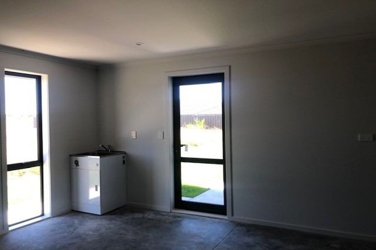 Photo of property in 20 Maunganamu Drive, Wharewaka, Taupo, 3330