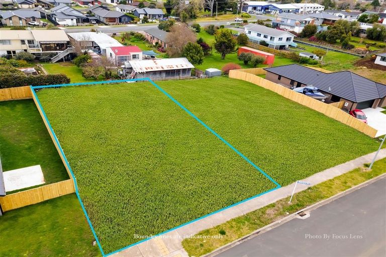 Photo of property in 13 Murray Ward Drive, Te Kauwhata, 3710