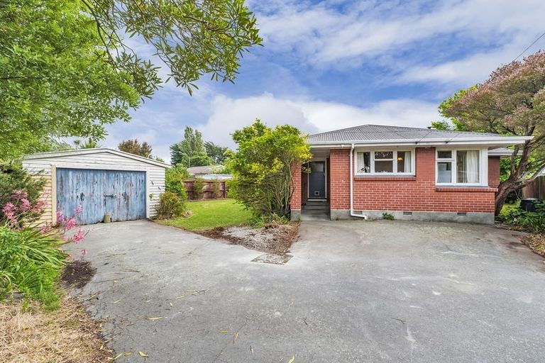 Photo of property in 1/5 Newland Street, Hoon Hay, Christchurch, 8025