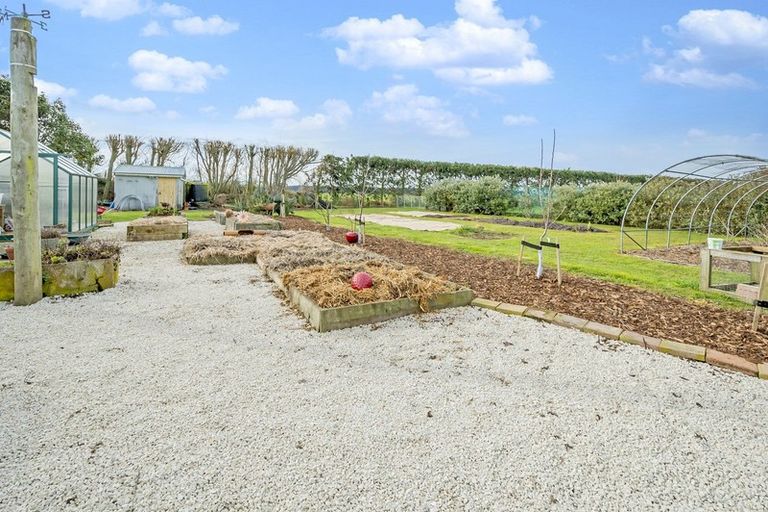 Photo of property in 75 Cowans Road, Leeston, 7683