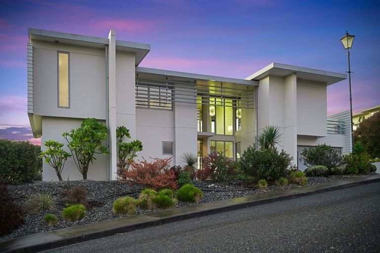 Photo of property in 9 Heemskerck Place, Britannia Heights, Nelson, 7010