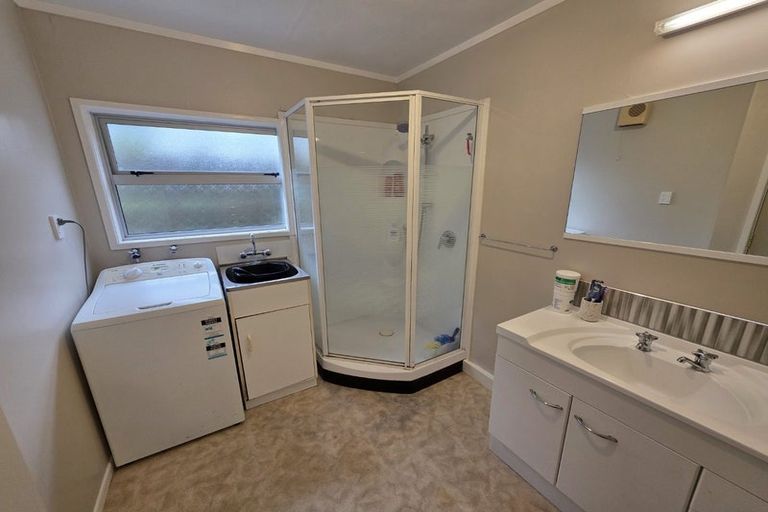 Photo of property in 2/21 Vivian Street, New Plymouth, 4310