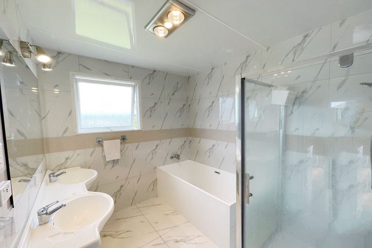 Photo of property in 67 Sycamore Drive, Sunnynook, Auckland, 0620