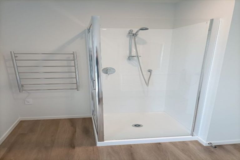 Photo of property in 1119a High Street, Taita, Lower Hutt, 5011