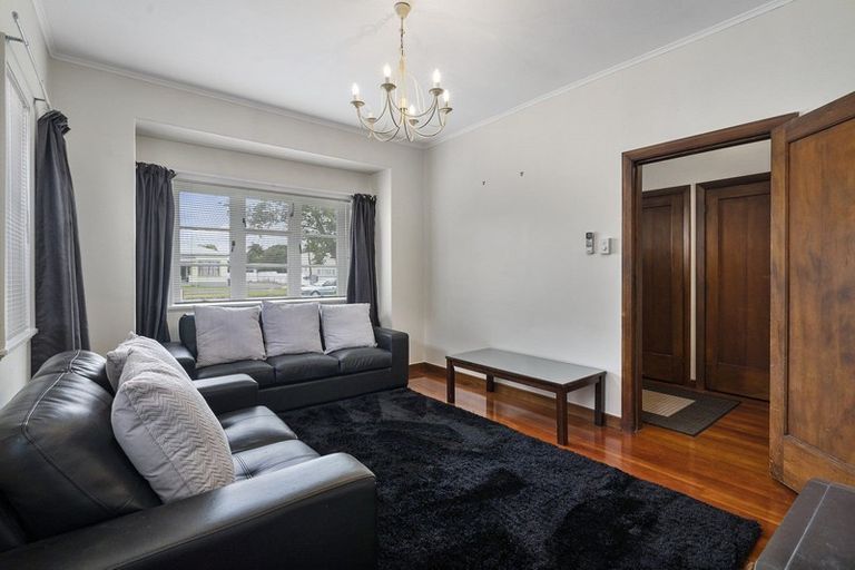 Photo of property in 162 Cook Street, West End, Palmerston North, 4410