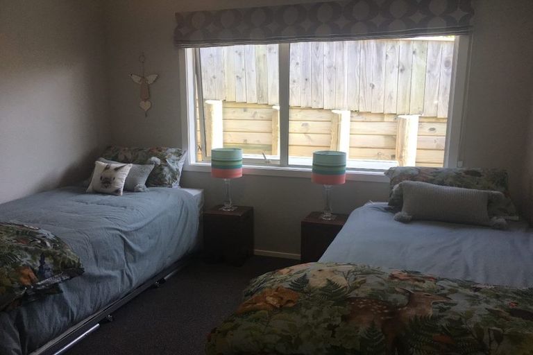 Photo of property in 133 Endeavour Drive, Whitby, Porirua, 5024