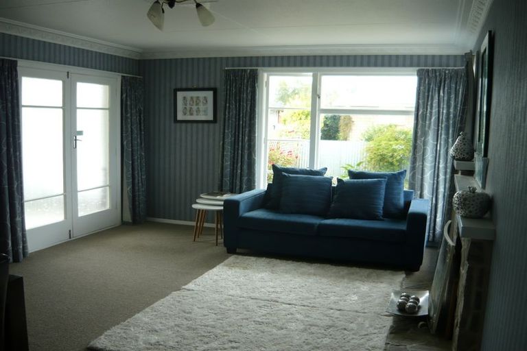 Photo of property in 42 Parsonage Road, Waimate, 7924