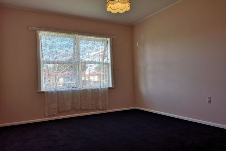 Photo of property in 24 Liston Crescent, Hillcrest, Hamilton, 3216