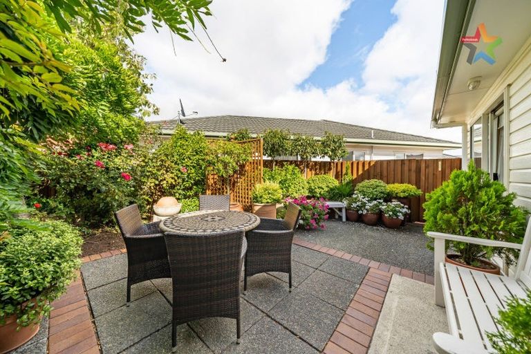 Photo of property in 44 Woodland Mews, Wainuiomata, Lower Hutt, 5014