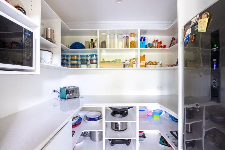 Photo of property in 42 Ridgewood Drive, Ridgewood, New Plymouth, 4371