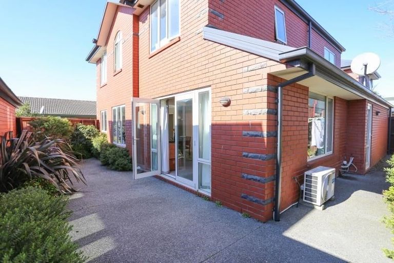 Photo of property in 17a Peverel Street, Riccarton, Christchurch, 8011