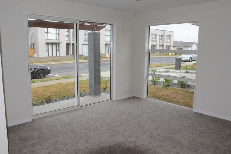 Photo of property in 13 Hollowout Street, Takanini, 2112