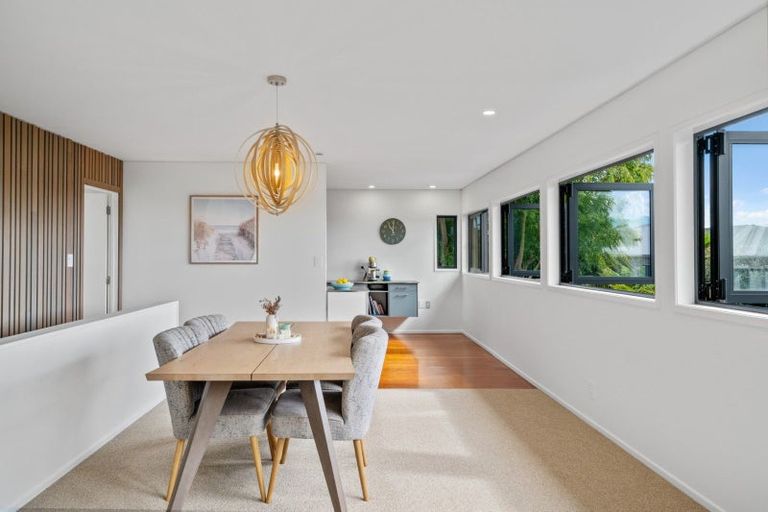 Photo of property in 28 Seaview Road, Otumoetai, Tauranga, 3110